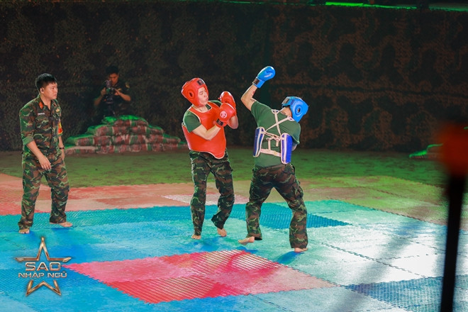 Anh Tú hạ gục quán quân thể lực Trang Pháp khiến khán giả ngỡ ngàng