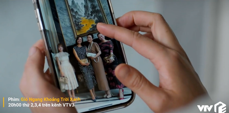 Phương Oanh bị khinh vì xài túi rẻ nhất hội ngoài đời ngược hoàn toàn khối người phải tắt điện