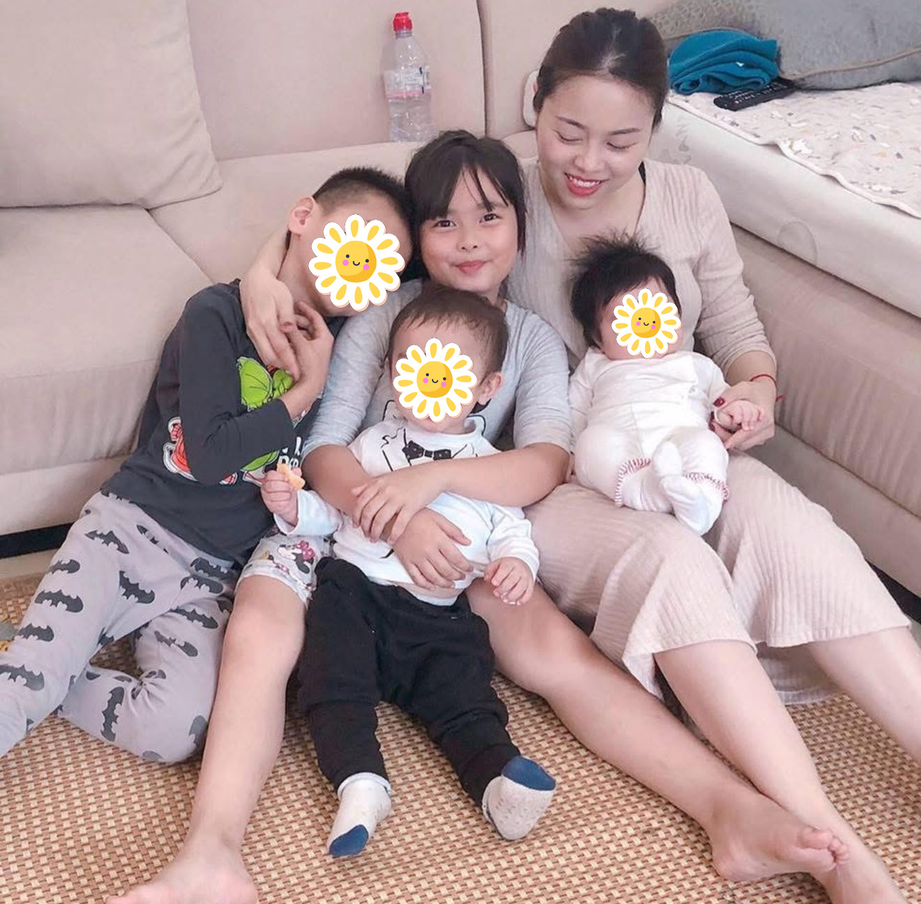 Lộ loạt ảnh quá khứ của hot mom Hằng Túi giật mình nhận chẳng ra