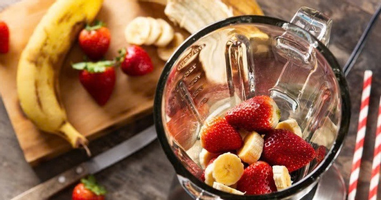 Sinh tố trái cây hay sinh tố rau xanh hỗ trợ giảm cân tốt hơn?