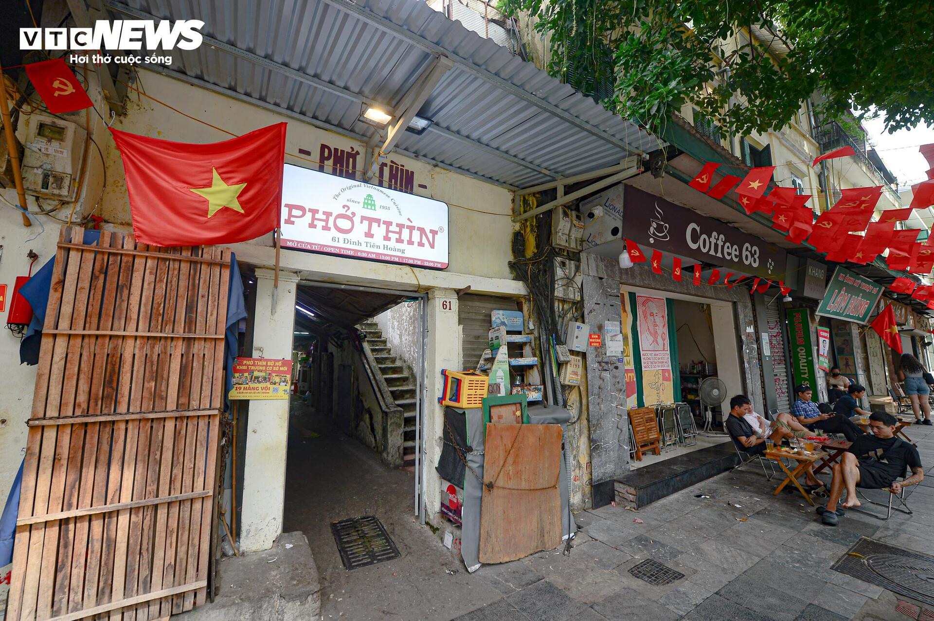 Toàn cảnh không gian Hồ Gươm sau hơn 3 tháng chỉnh trang - 23