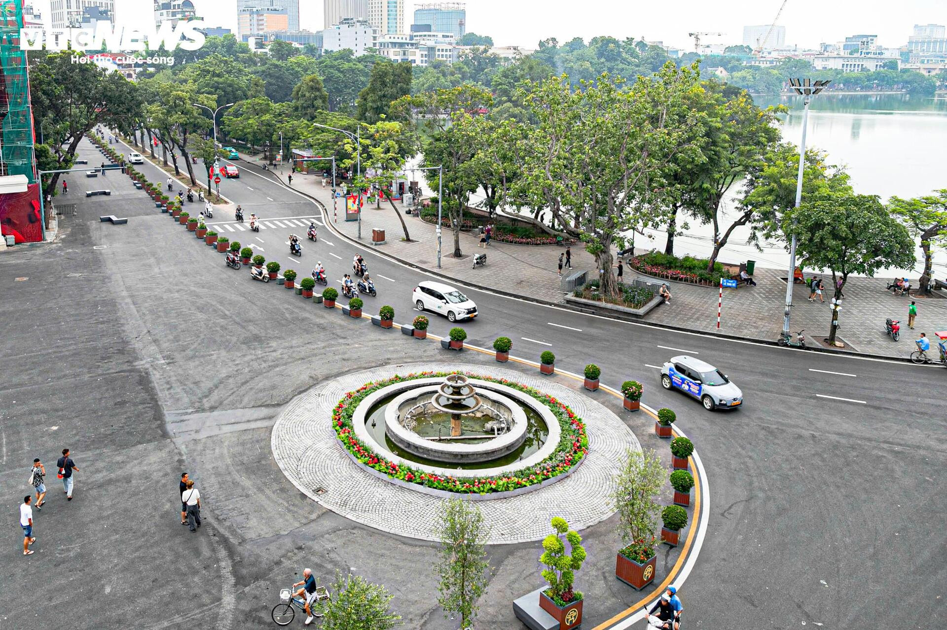 Toàn cảnh không gian Hồ Gươm sau hơn 3 tháng chỉnh trang - 5