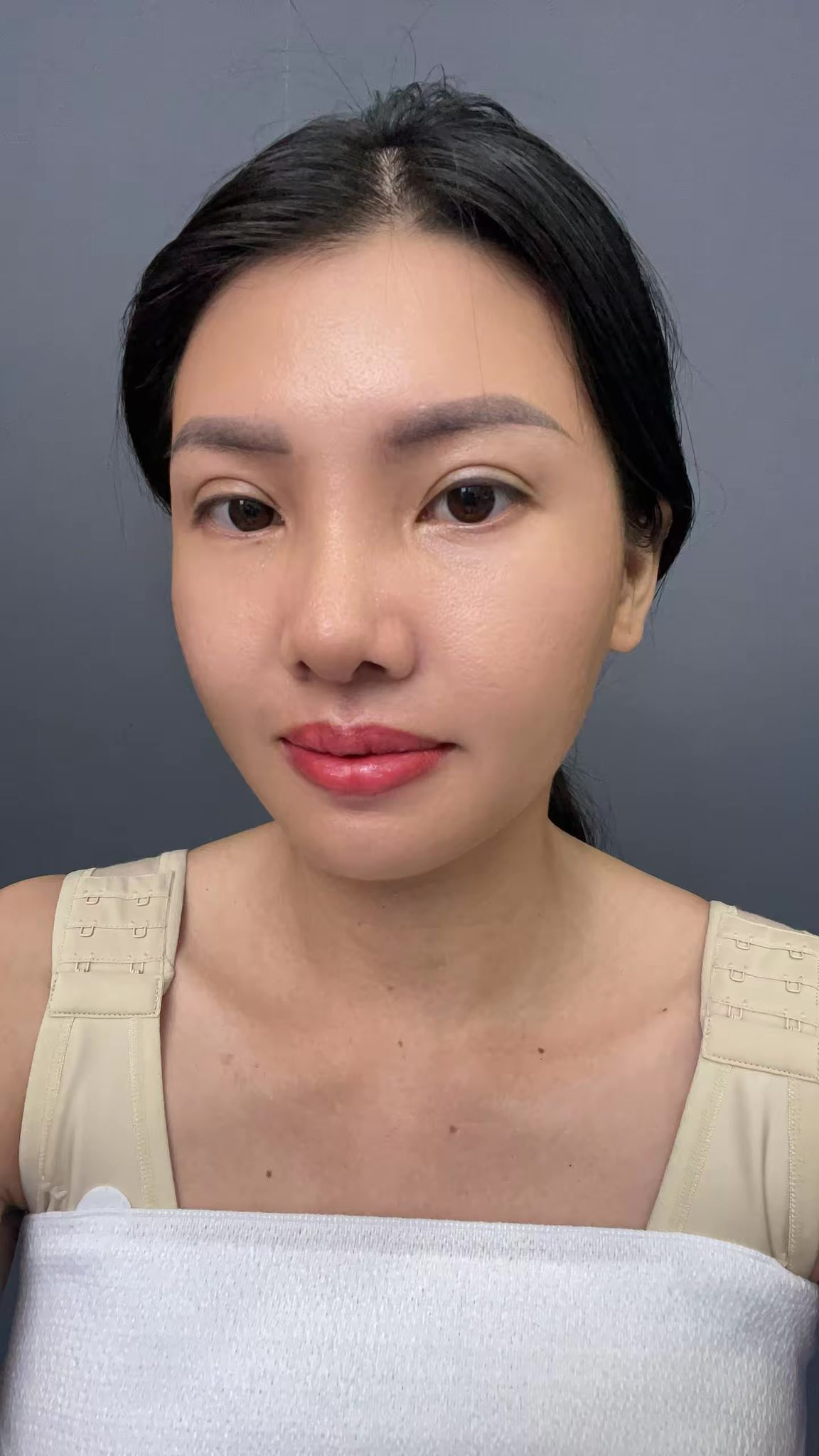 Giật mình diện mạo hiện tại của thị nở tái sinh Quách Phượng sau 8 năm dao kéo