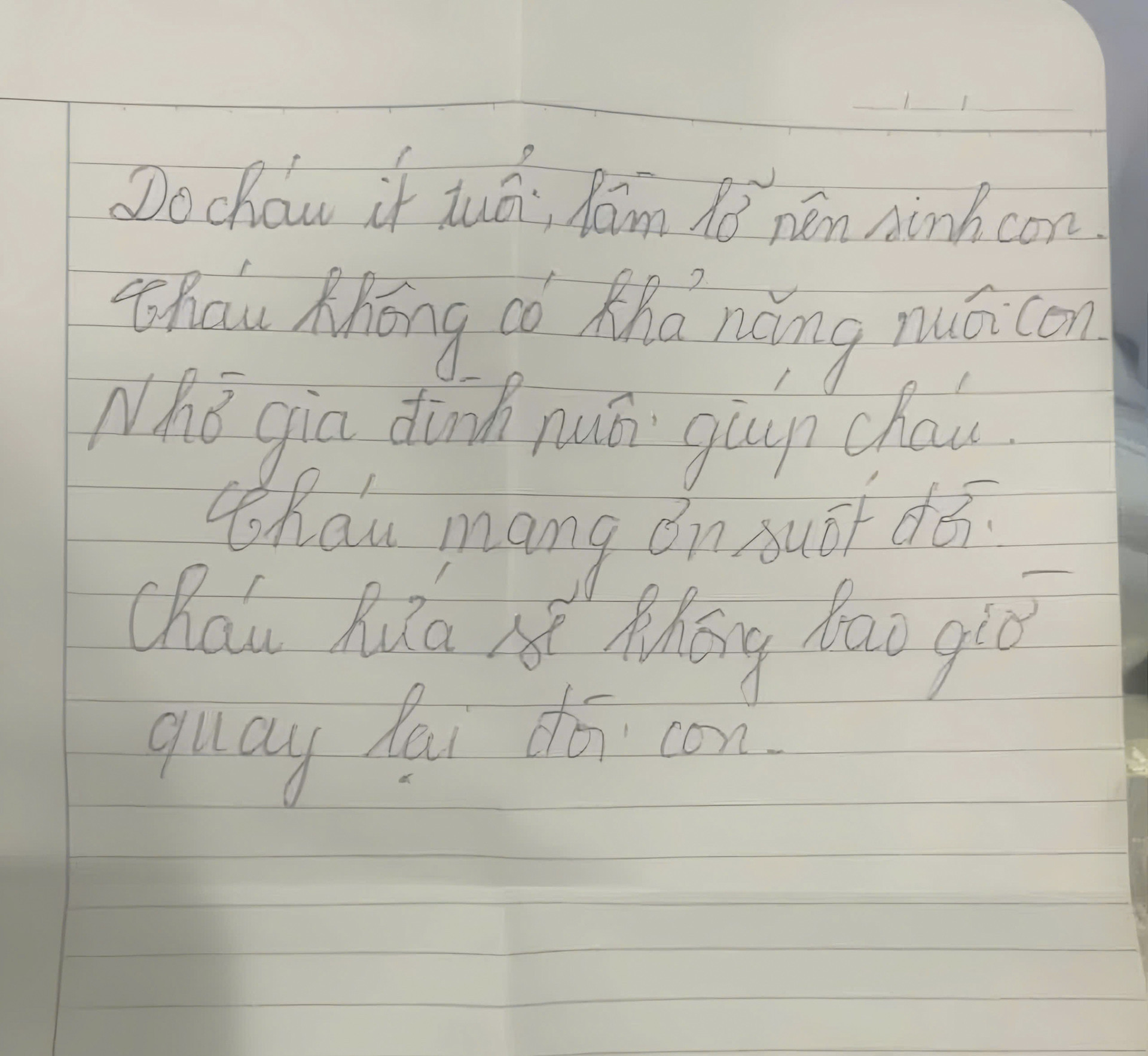 bé trai bị bỏ rơi.JPG