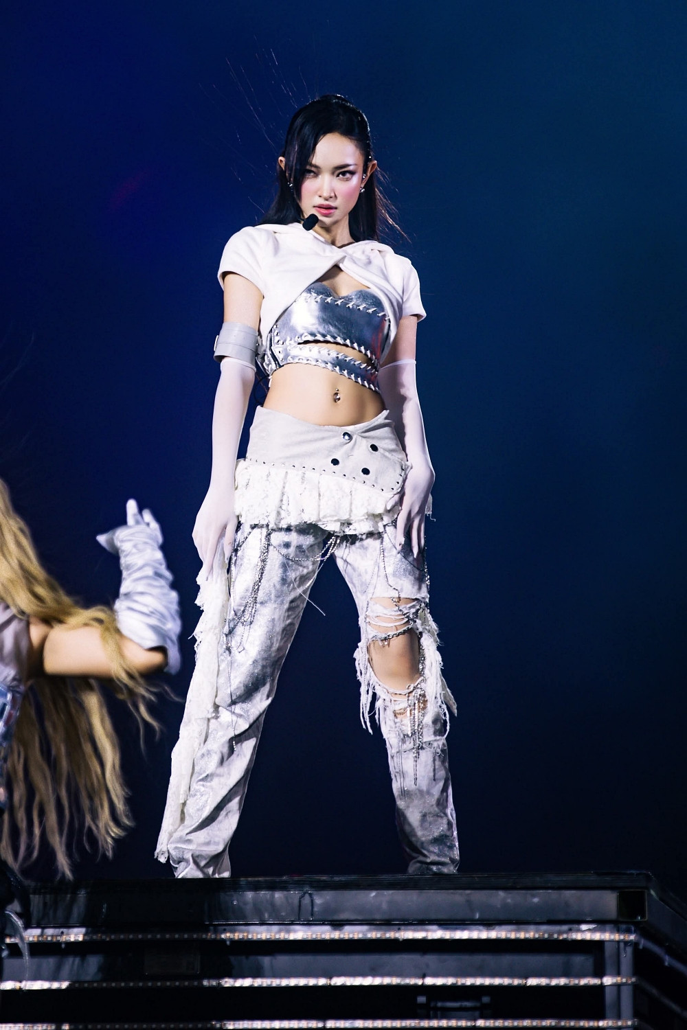 Từ fashionista đến nghệ sĩ giải trí đa năng Châu Bùi và cú chuyển mình ấn tượng