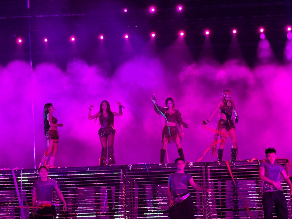 Từ fashionista đến nghệ sĩ giải trí đa năng Châu Bùi và cú chuyển mình ấn tượng