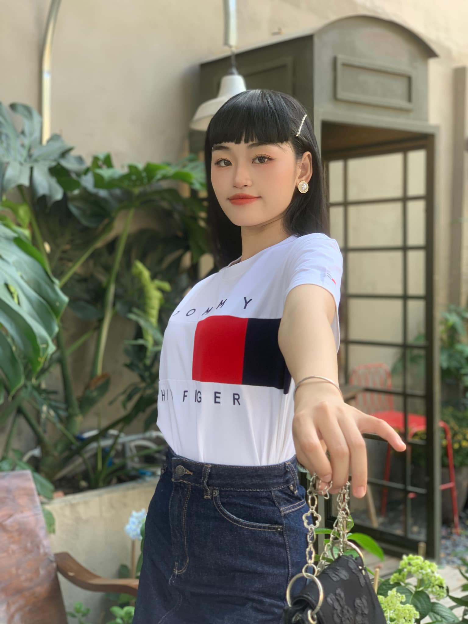 Nhan sắc đời thường gây bàn tán của Miss Grand Việt Nam 2025