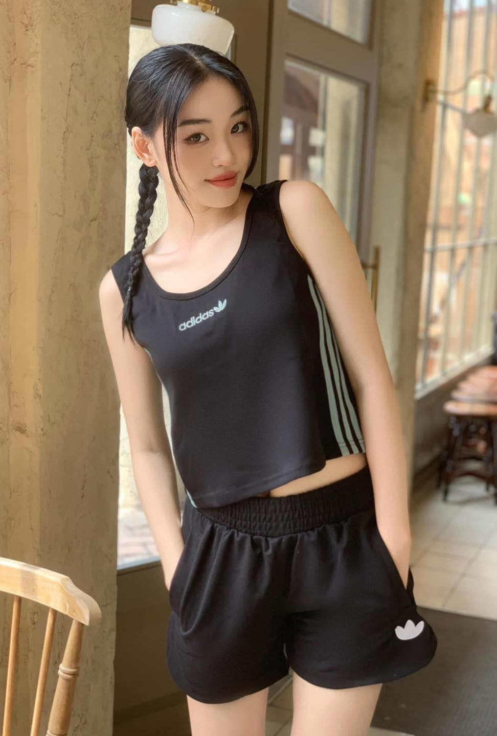 Nhan sắc đời thường gây bàn tán của Miss Grand Việt Nam 2025