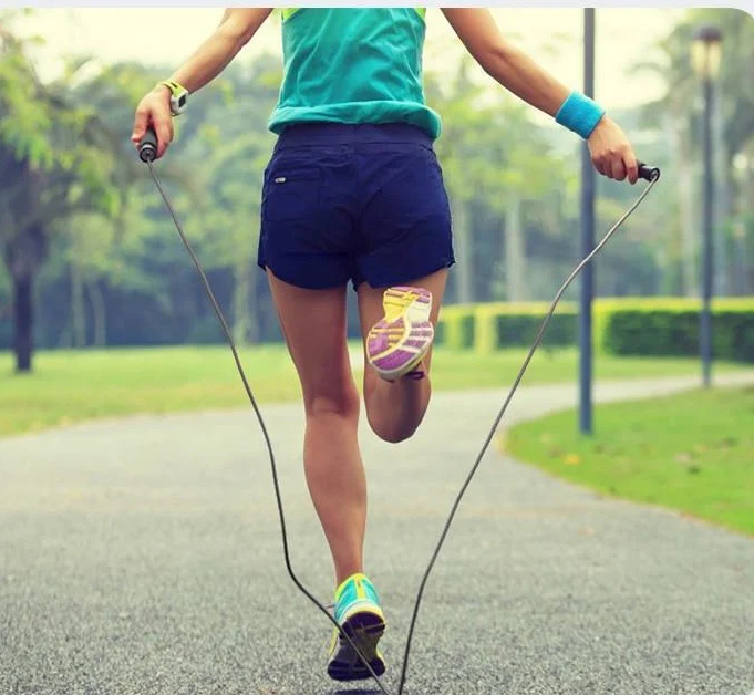 Bài tập Tabata 4 phút giúp cánh tay săn chắc- Ảnh 3.