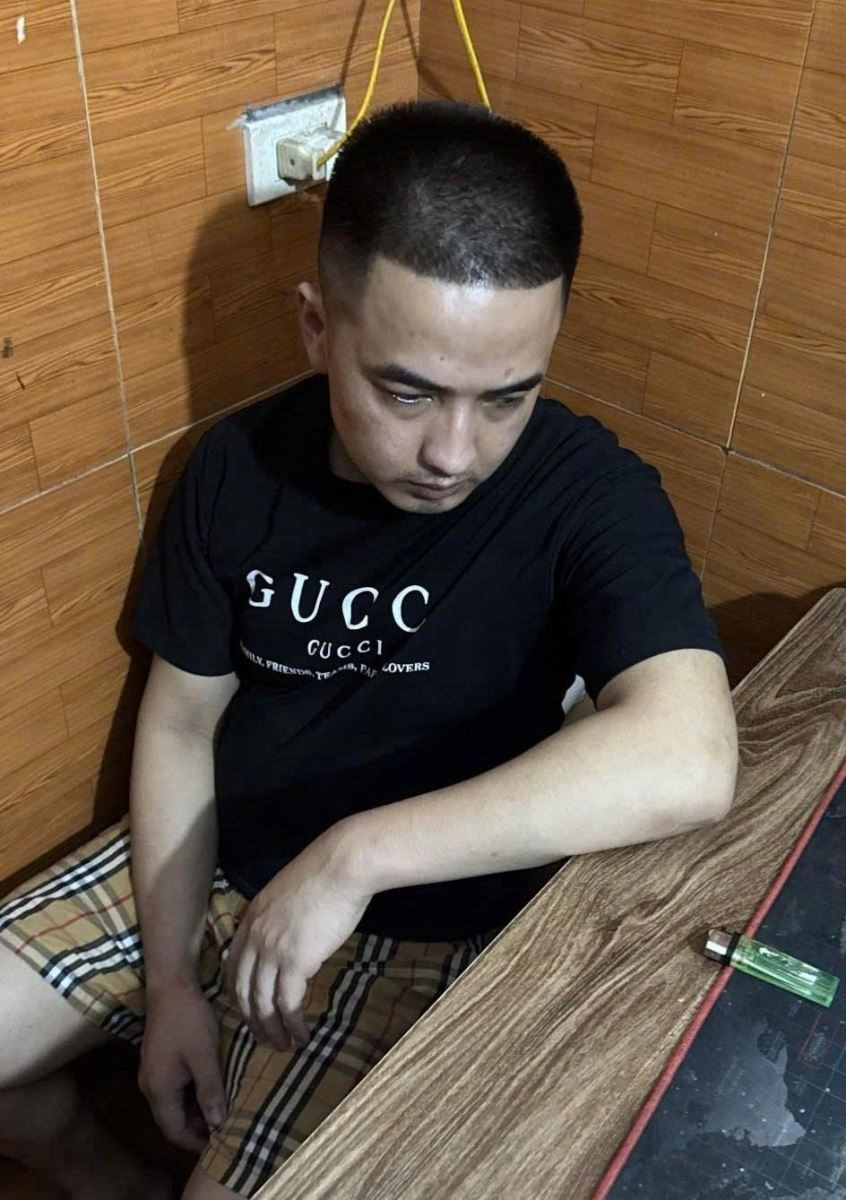 Bắt khẩn cấp, khám xét nơi ở của Đằng Văn Sơn - Ảnh 1.