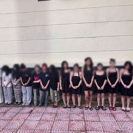 Bắt khẩn cấp, khám xét nơi ở của chủ quán Đằng Văn Sơn