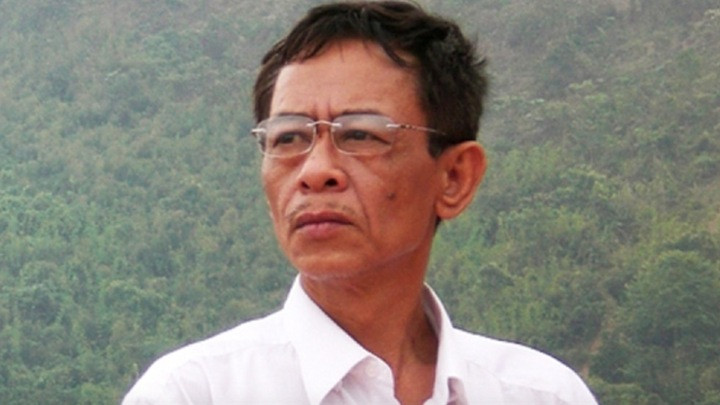 Nhà thơ Hoàng Nhuận Cầm qua đời ở tuổi 69.