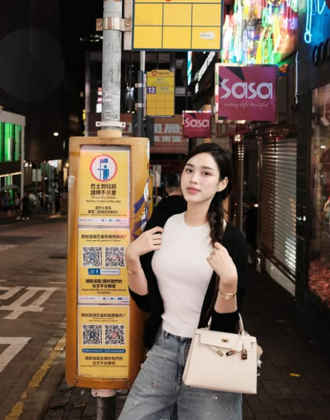 Sắp làm dâu hào môn Đỗ Thị Hà bị phát hiện xài đi xài lại chiếc túi hiệu 700 triệu