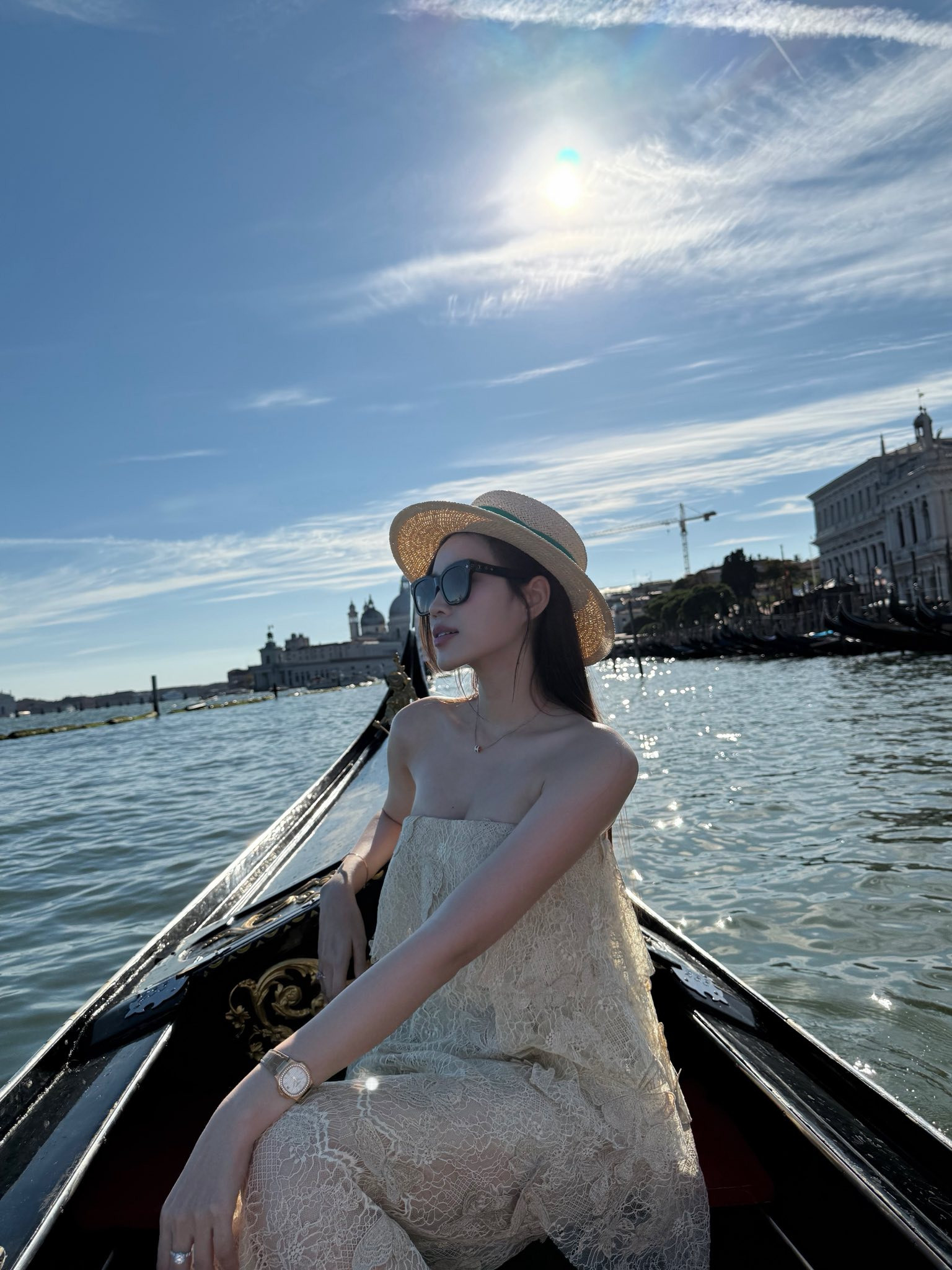 Sắp làm dâu hào môn Đỗ Thị Hà bị phát hiện xài đi xài lại chiếc túi hiệu 700 triệu