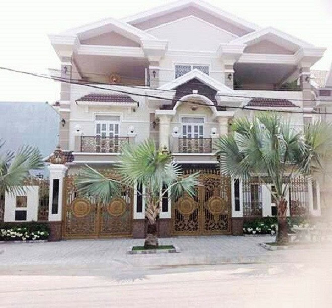 ung hoang phuc 1