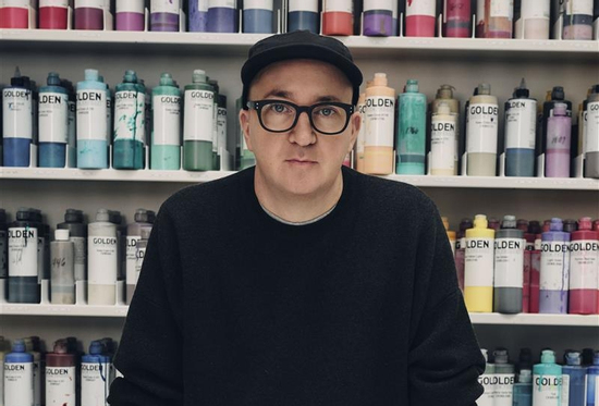 KAWS tham gia vào quá trình phát triển các sản phẩm LifeWear, bắt đầu từ BST Thu/Đông 2025