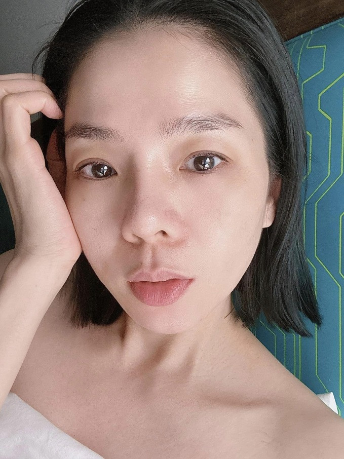 Lệ Quyên kèn cựa Huyền Baby với mốt dát vàng 24k lên mặt đúng kiểu phú bà