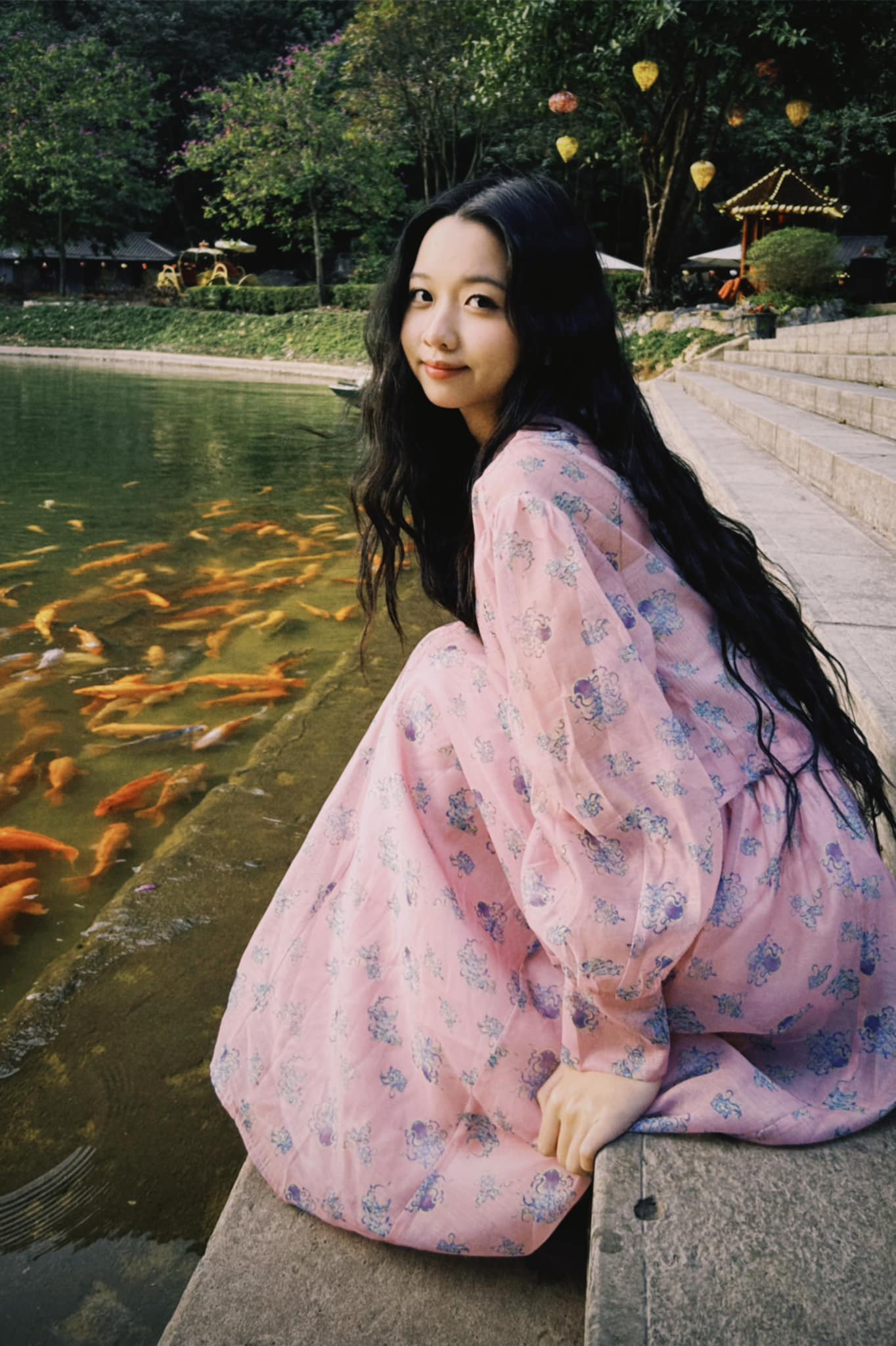 Nhan sắc diễn viên 20 tuổi đóng vai con dâu NSND Trung Anh - Ảnh 7.