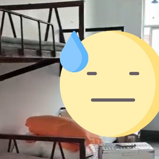 Căn phòng KTX khiến tân sinh viên hãi hùng, phụ huynh đưa con đến nhập học bức xúc