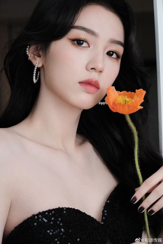 Sau hôm nay, thứ Năm 18/9/2025, Thần Tài lẫn quý nhân chiếu cố, 3 con giáp thiện lương sau nhận phúc lộc 'như thác đổ', ôm khối tài sản khủng, tiền tiêu phủ phê - Ảnh 2