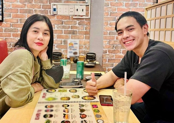 Con trai Thái Hòa có vai nhờ clip tập tạ