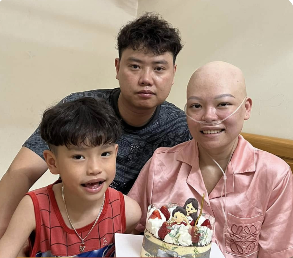 Hành trình 6 năm kiên cường của nữ chiến sĩ công an Bùi Thị Hà Thu: 33 tuổi, hai lần chụp ảnh thờ và ít nhất 85 lần truyền hóa chất- Ảnh 3.