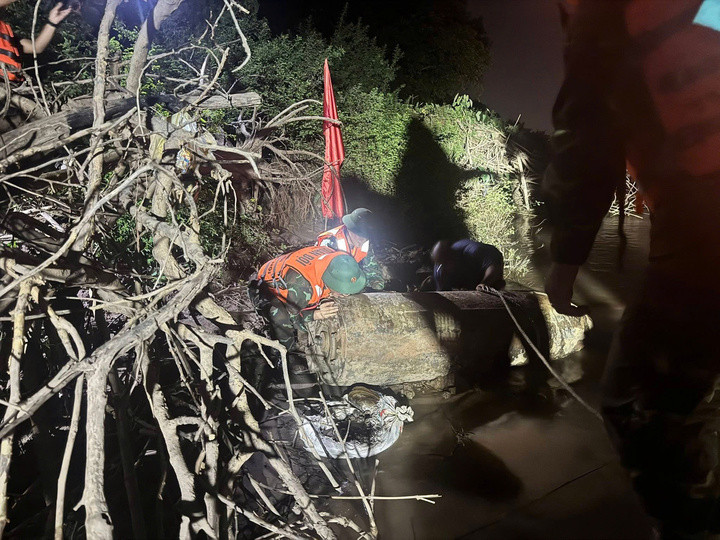 Hai quả bom được phát hiện là loại bom phá M-118.