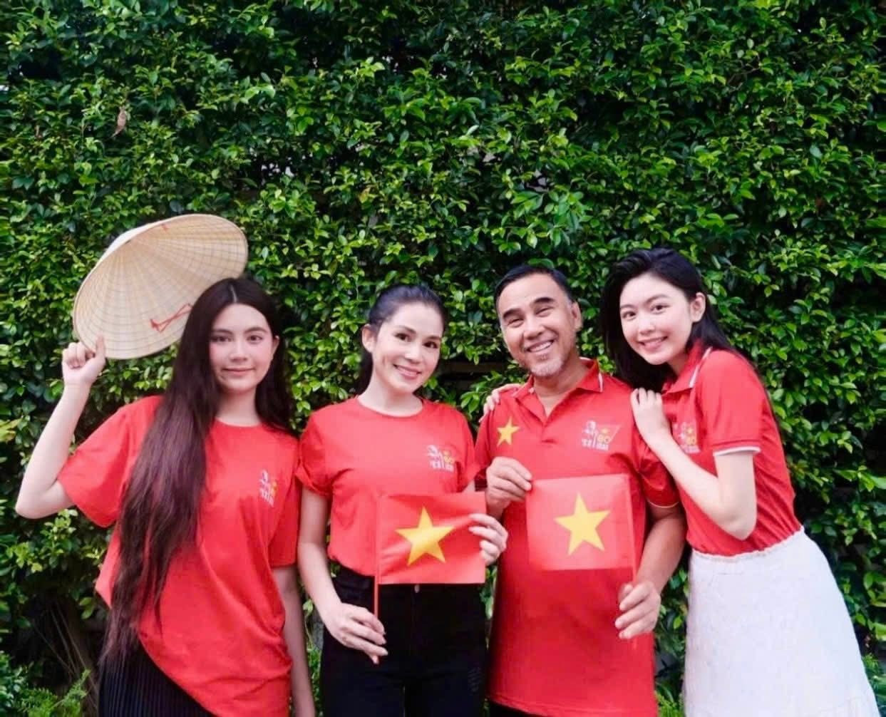 Dàn sao Việt rộn ràng mừng ngày Tết Độc Lập