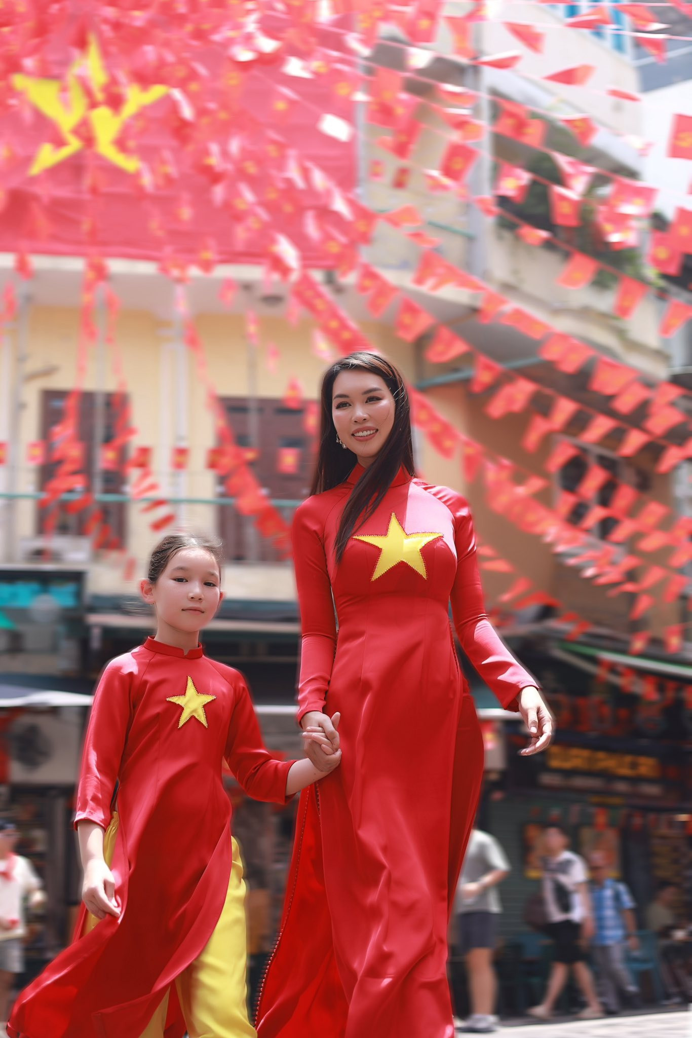 Dàn sao Việt rộn ràng mừng ngày Tết Độc Lập