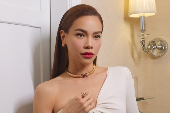 Hồ Ngọc Hà xin lỗi về việc vắng bóng tại Đại lễ 2/9