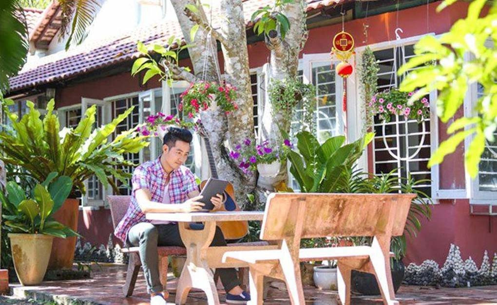 Nam ca sĩ nổi danh lừng lẫy một thời, sống giàu có, U50 vẫn lẻ bóng- Ảnh 4.