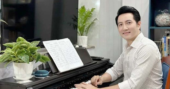 Nam ca sĩ nổi danh lừng lẫy một thời, sống giàu có, U50 vẫn lẻ bóng