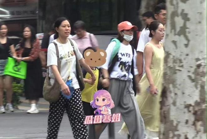 Con trai Triệu Lệ Dĩnh bị lộ mặt và phản ứng không ngờ của nữ diễn viên