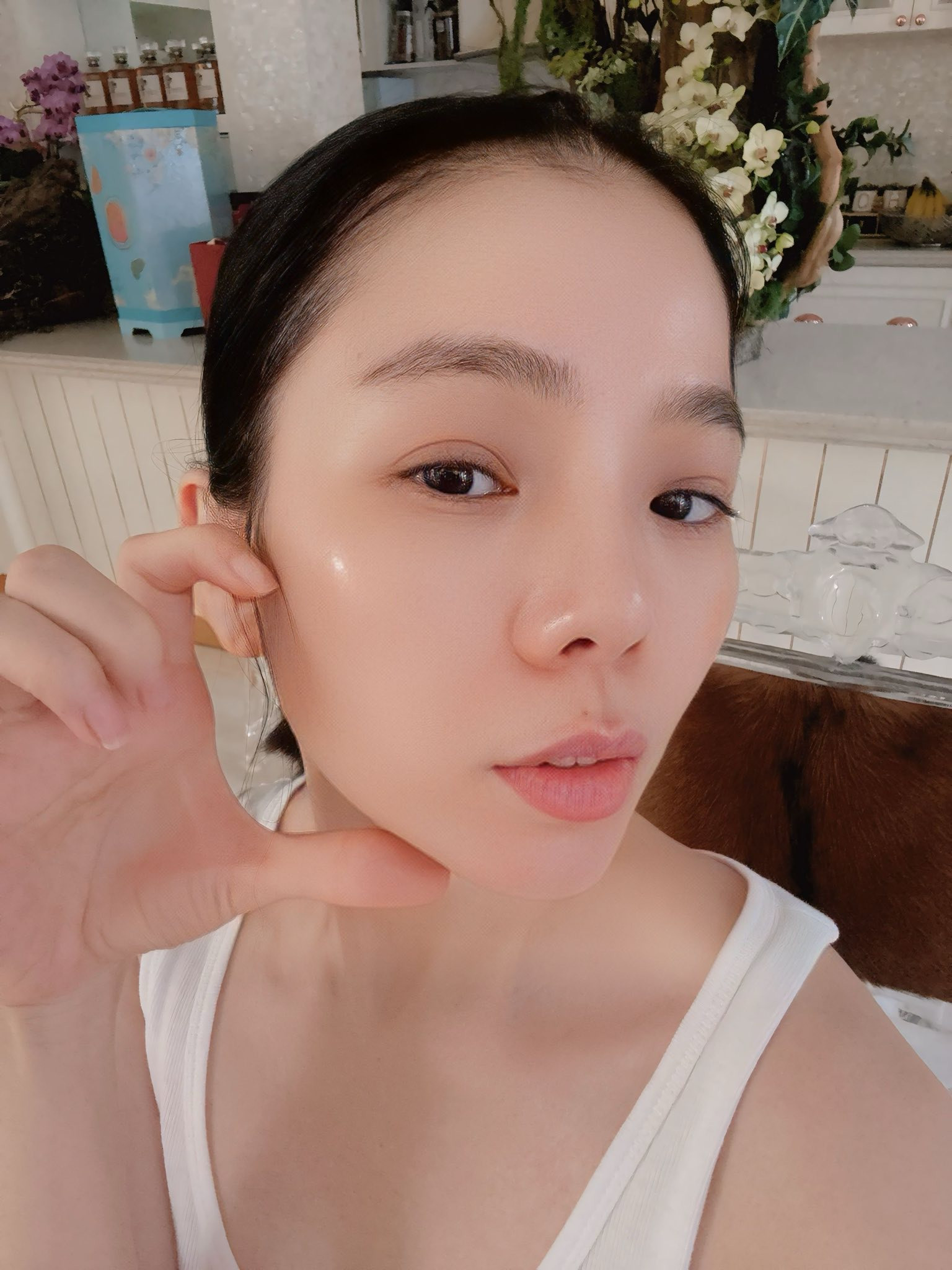 Lệ Quyên can thiệp thẩm mỹ ở tuổi U50