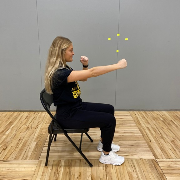 6 động tác trên ghế giúp cánh tay săn chắc trong 30 ngày- Ảnh 4.