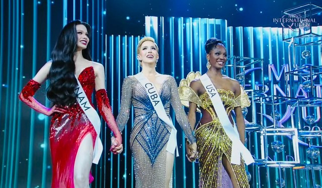 Á hậu Tâm Như mặc bikini hở bạo đọ dáng nét căng bên Tân Hoa hậu Chuyển giới giữa ồn ào bắt nạt