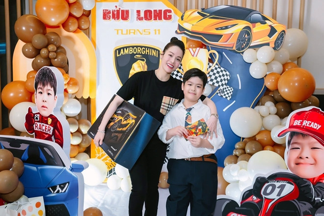 Nhật Kim Anh nói gì khi bị so sánh với bạn gái mới của chồng