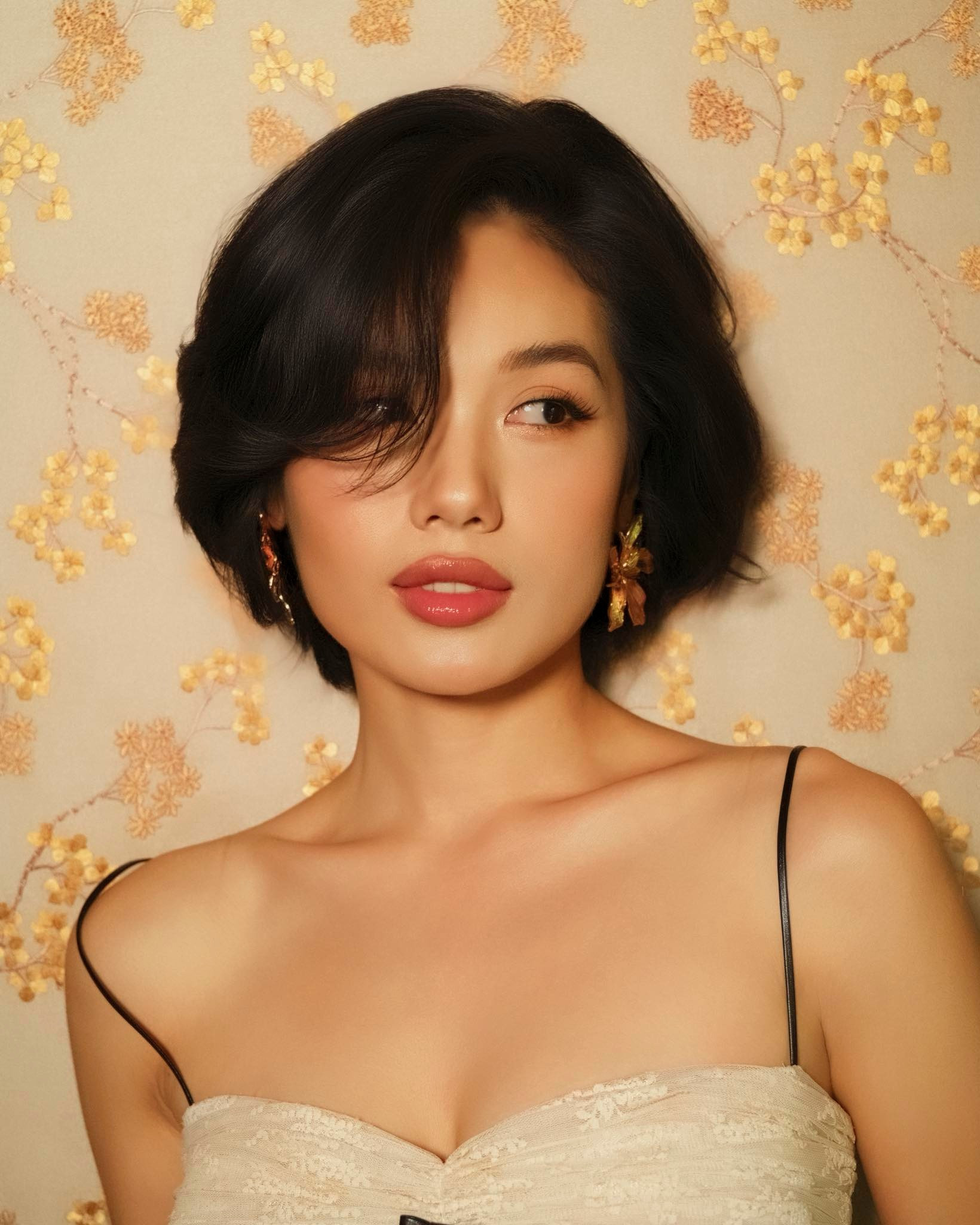 Trâm Anh 'Tử chiến trên không - Ảnh 5.