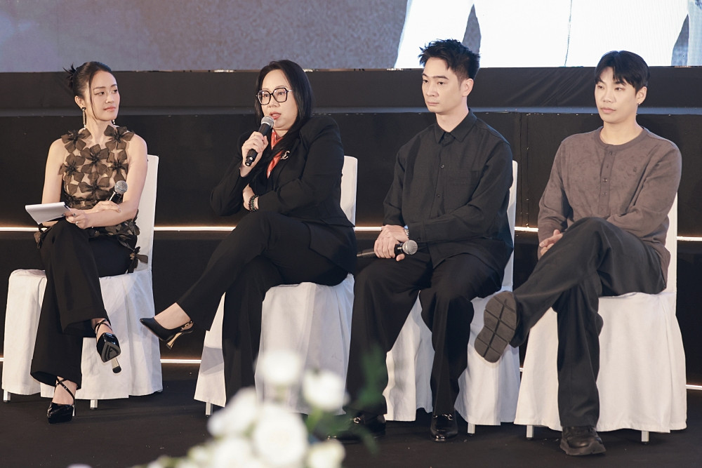 Soobin áp lực không biết dạy gì cho 11 tân binh toàn năng