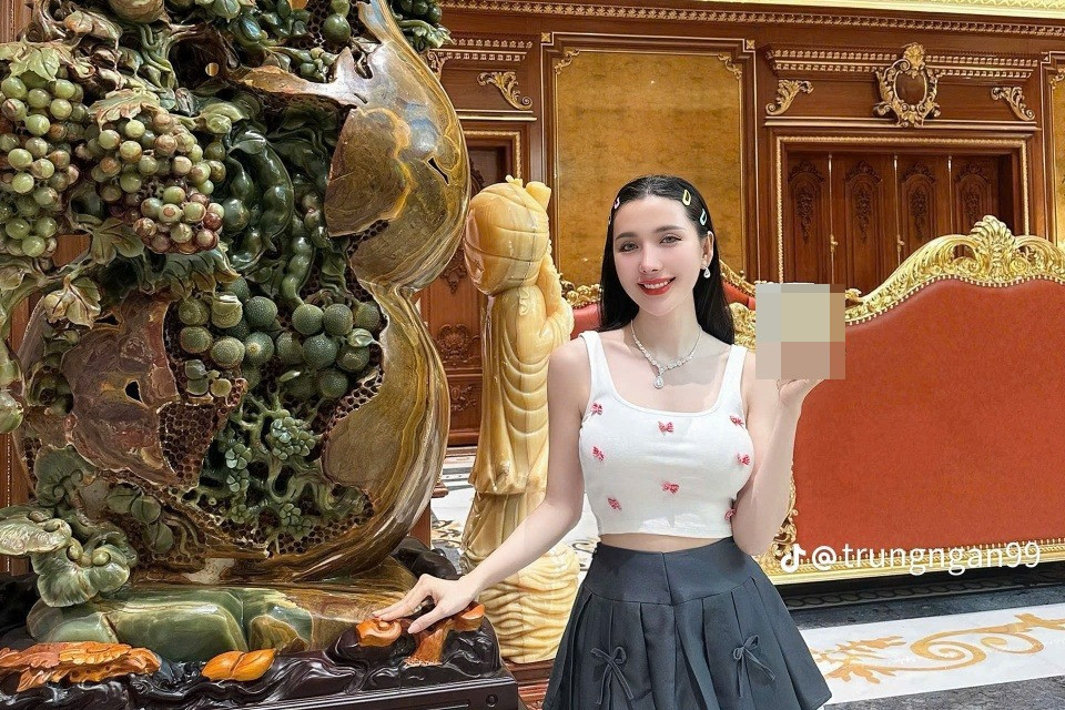 Tranh cãi Ngân Collagen tự nhận cố tình tạo chiêu trò dàn dựng loạt drama để câu view