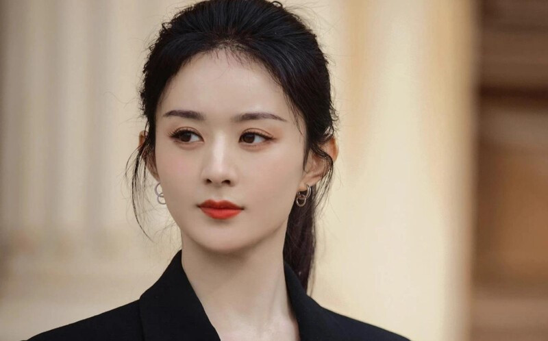 trieu le dinh tu tin khoe mat moc dan tinh chi ro mot diem dang bao dong1