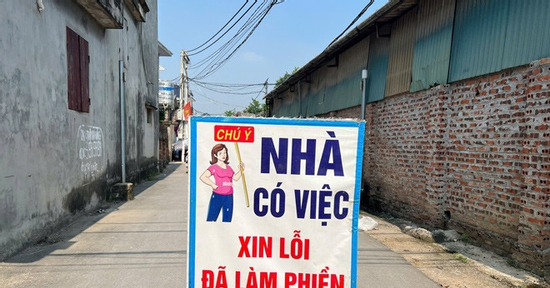 Bị cả xóm tẩy chay vì dựng rạp cưới ngoài ngõ suốt 1 tuần