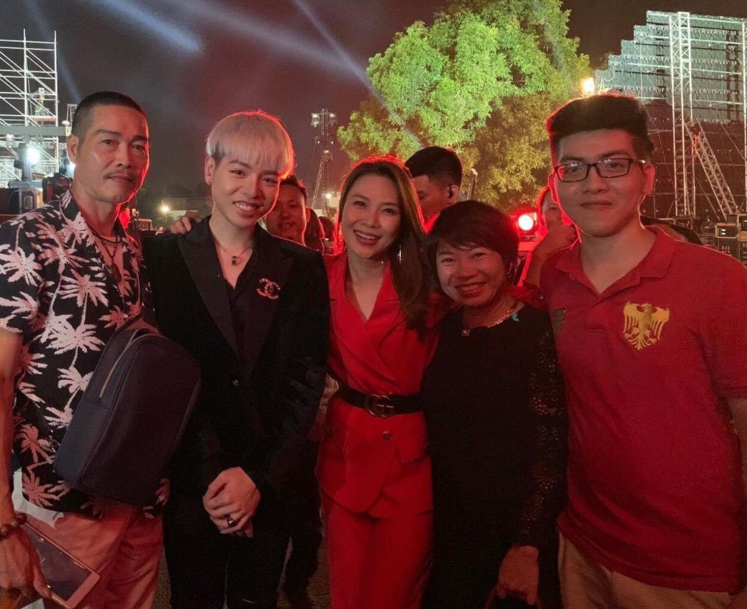 Bố Đức Phúc viết tâm thư cám ơn Mỹ Tâm và Hồ Hoài Anh