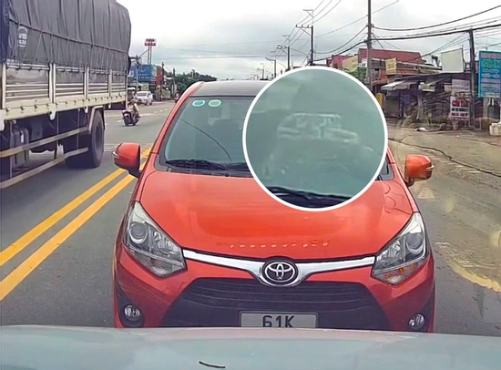 Lái ô tô ngược chiều, lại không chịu nhường đường còn dùng điện thoại ghi hình: Nữ tài xế nói lý do