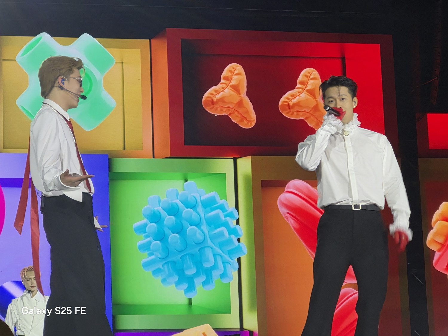 samsung galaxy (4).jpg