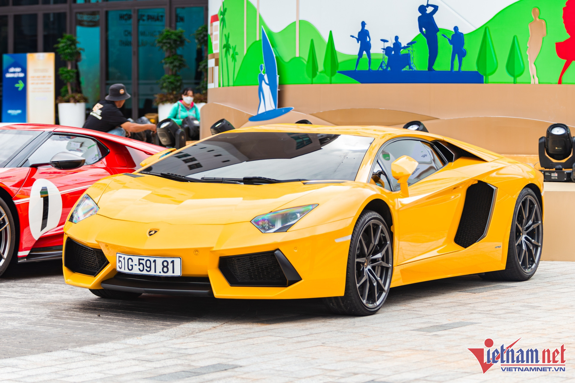 W-aventador vang 3.JPG.jpg