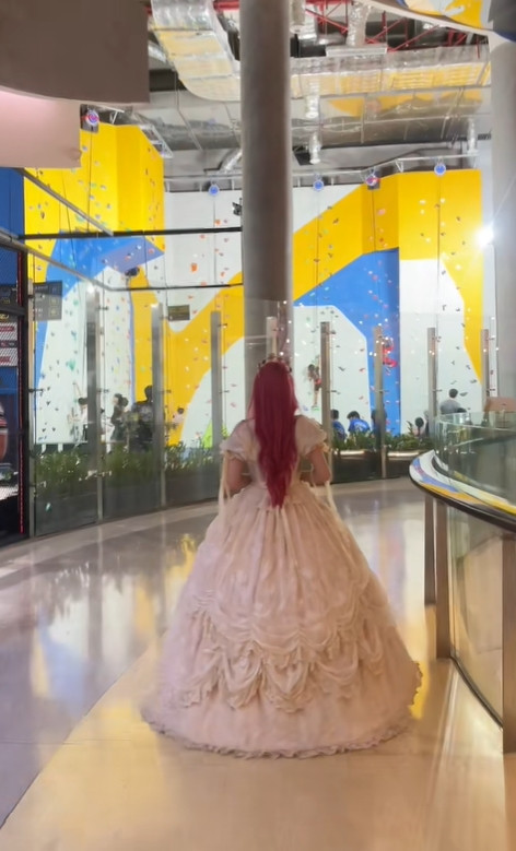 5001956856685259194375762694580041228654034n