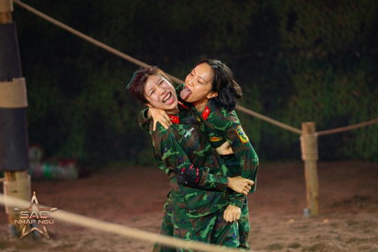 Diệu Nhi lại làm 'chiêu trò' khó đỡ ở Sao Nhập Ngũ 2025