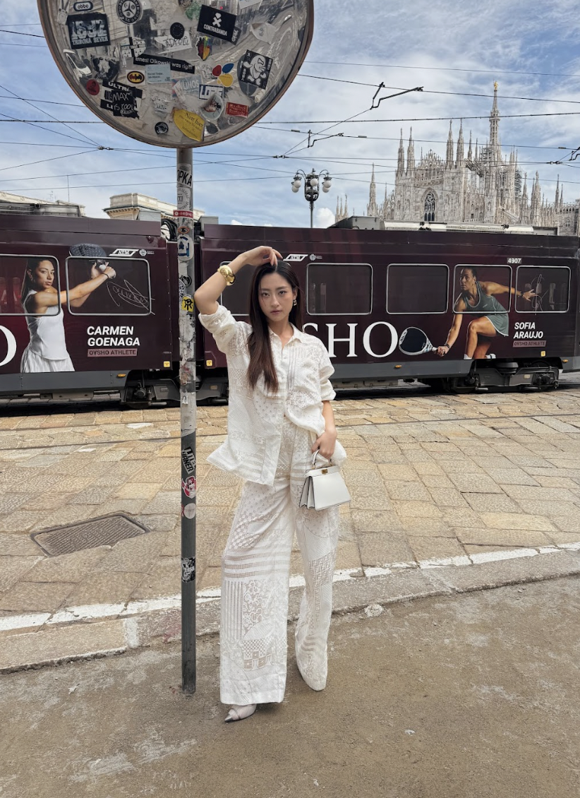 Lương Thùy Linh tỏa sáng tại Milan Fashion Week với phong cách thời trang Fendi - Ảnh 13.