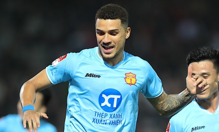 Hendrio vẫn chưa chính thức trở thành công dân Việt Nam.